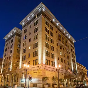 Deluxe **** Portland